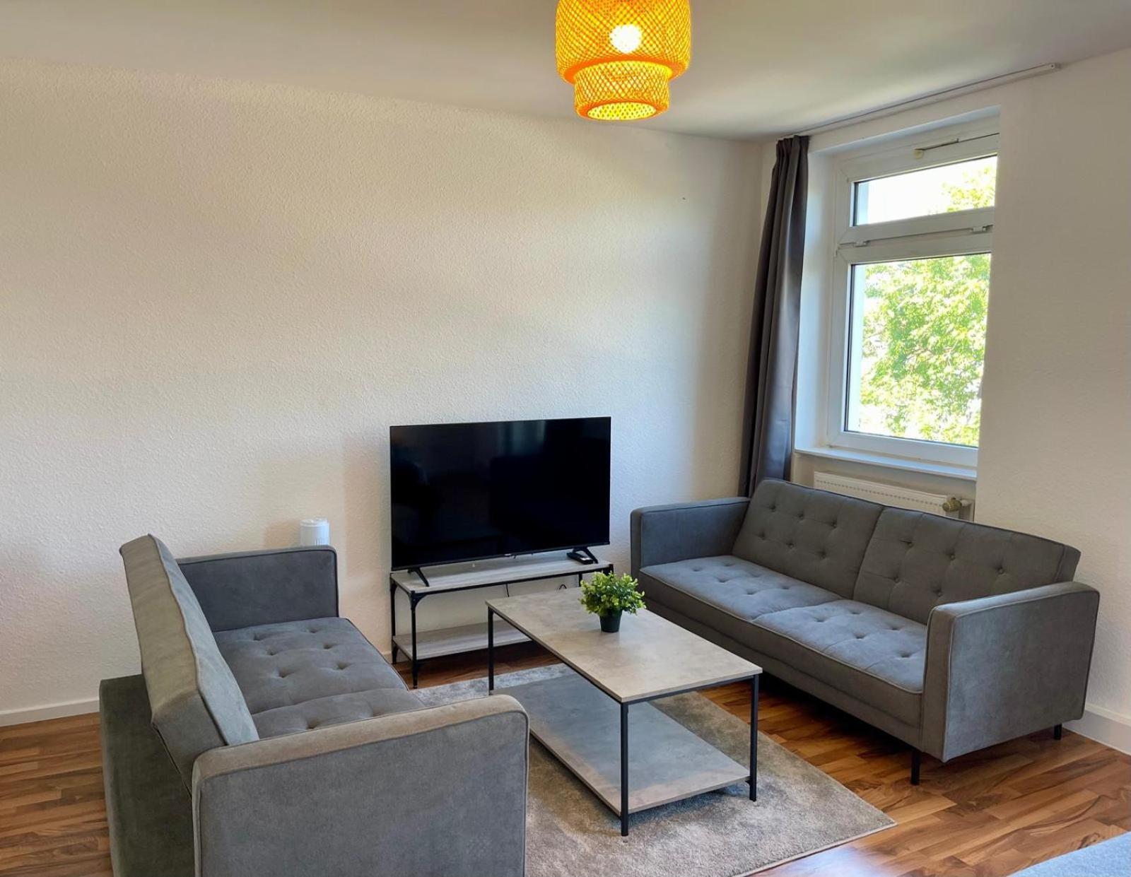 Raha Apartments - Ihr Komfortables Zuhause - Garten - Vollausstattung - Balkon - Parkplatz Касел Екстериор снимка