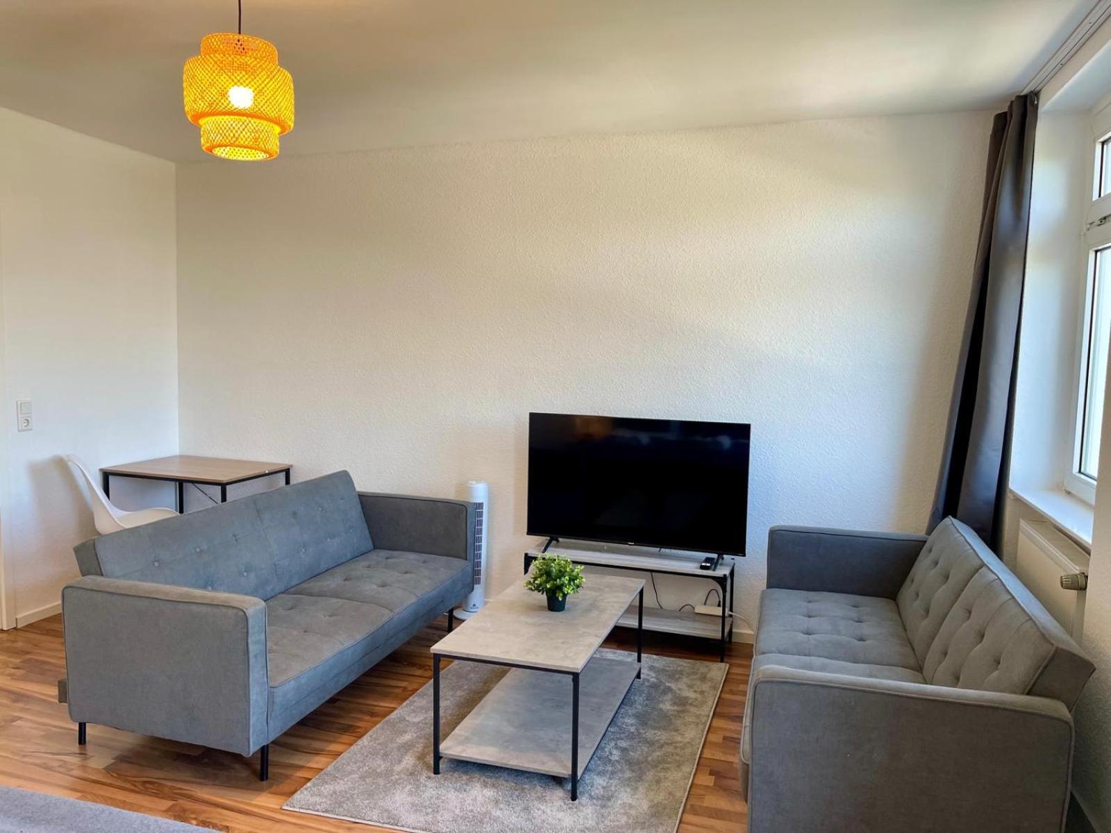 Raha Apartments - Ihr Komfortables Zuhause - Garten - Vollausstattung - Balkon - Parkplatz Касел Екстериор снимка