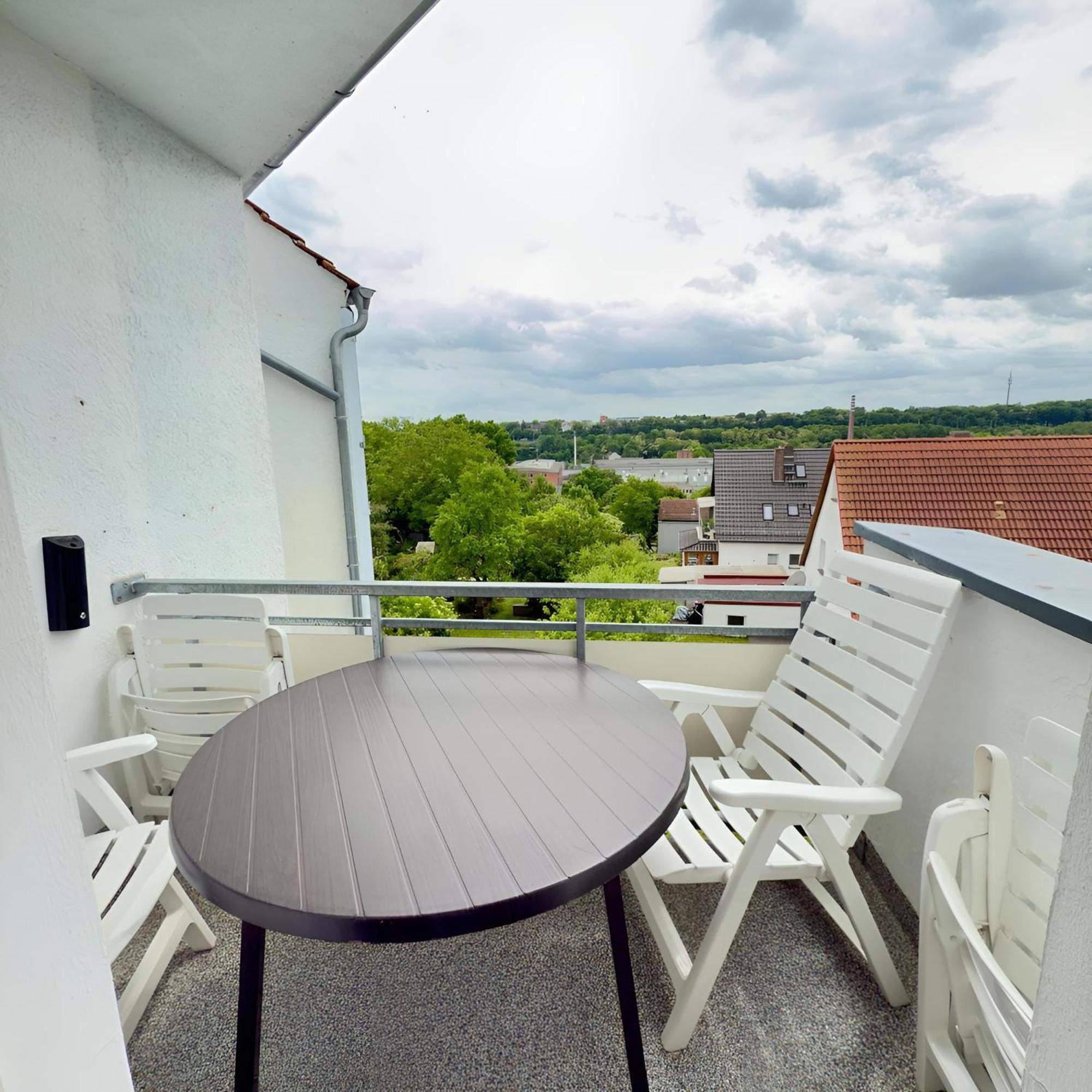 Raha Apartments - Ihr Komfortables Zuhause - Garten - Vollausstattung - Balkon - Parkplatz Касел Екстериор снимка
